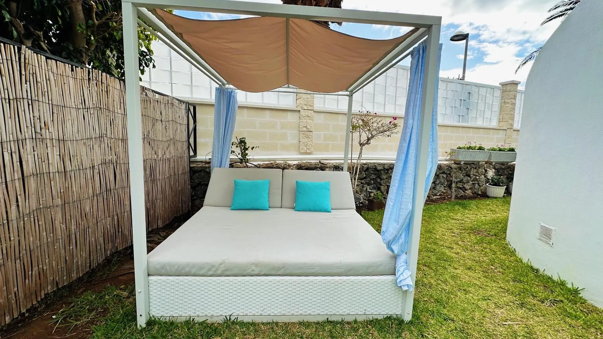Holiday home 2 Bedrooms Bungalow With Amazing View And Private Jacuzzi Costa Adeje