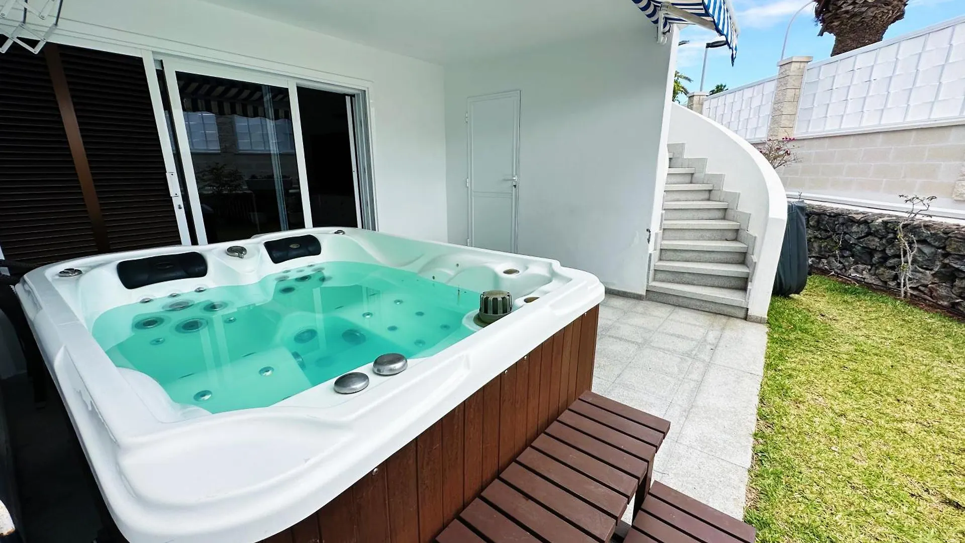 2 Bedrooms Bungalow With Amazing View And Private Jacuzzi Costa Adeje  0*, Costa Adeje (Tenerife) Spain