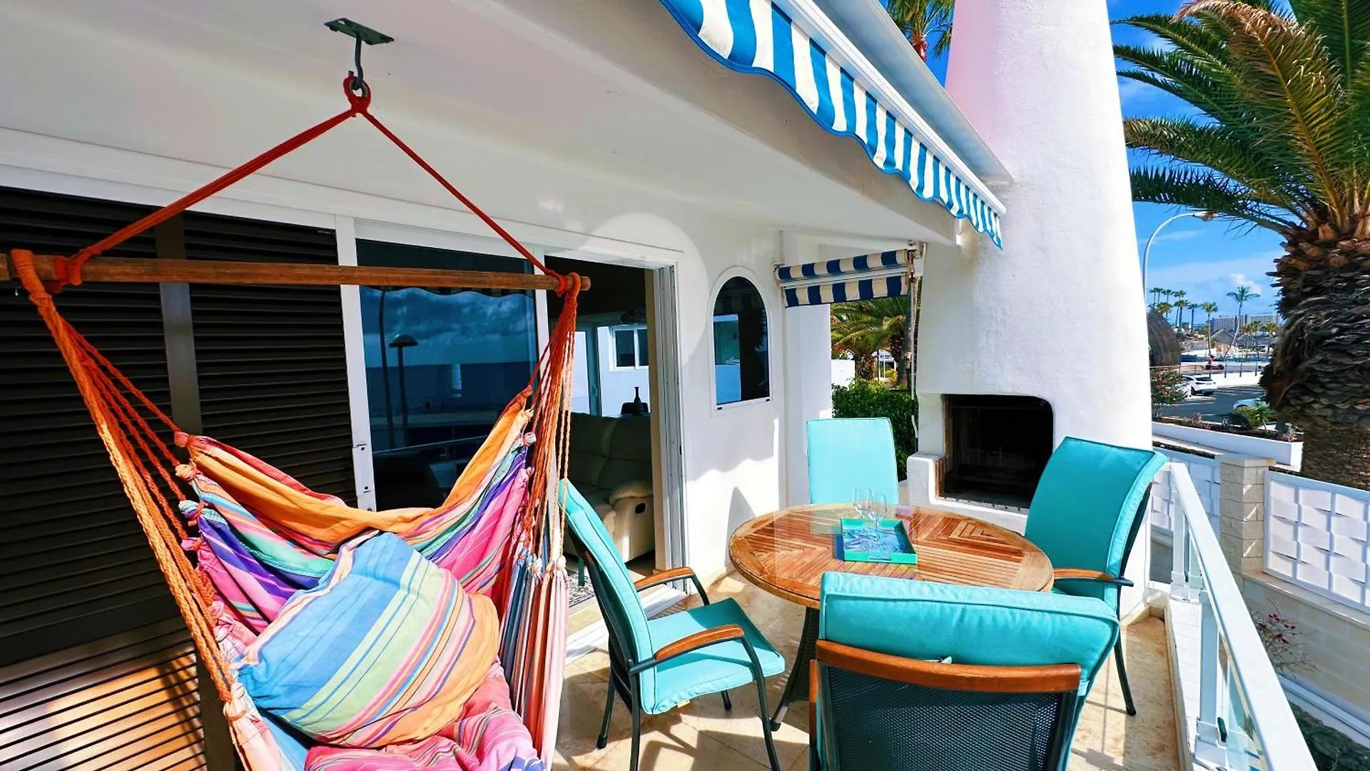 2 Bedrooms Bungalow With Amazing View And Private Jacuzzi location